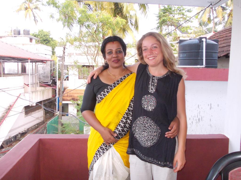 Rosegarden Homestay Fort Kochi Buitenkant foto
