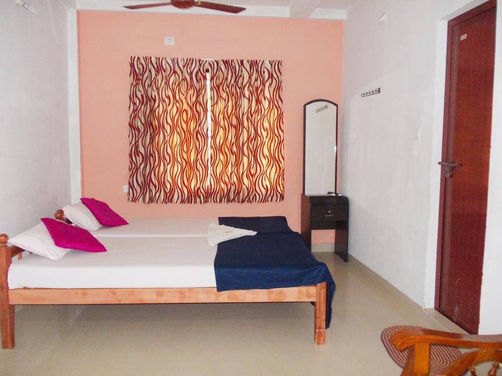 Rosegarden Homestay Fort Kochi Buitenkant foto