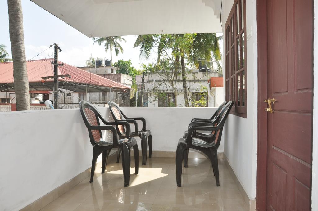 Rosegarden Homestay Fort Kochi Buitenkant foto